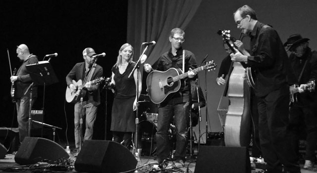 Eilen Jewell & Guests at Signature Sounds 20th Anniversary | Photo by Gigi Teensma